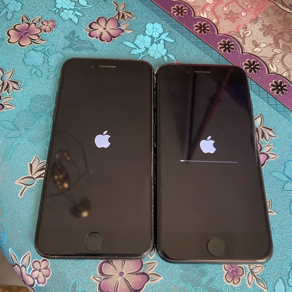 Apple iPhone Black